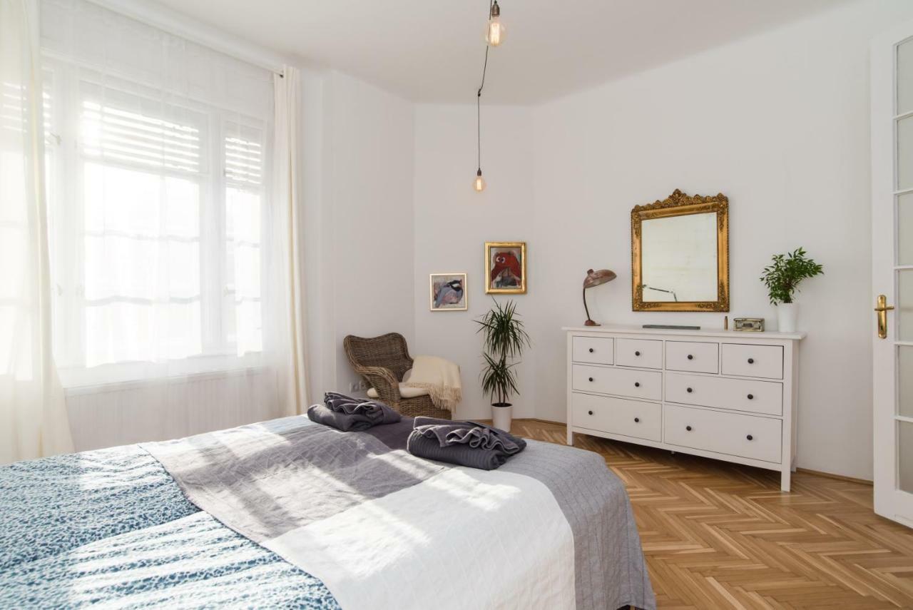 Klauzal W/3 Bedrooms, French Balcony Budapeszt